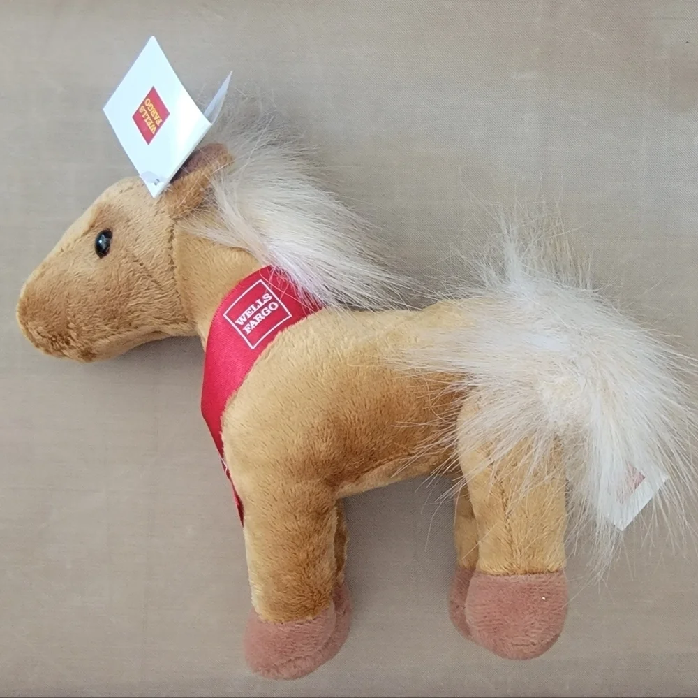 Wells Fargo Pony Bridget - 7” Mini Plush 2017 NWT - Picture 2 of 4
